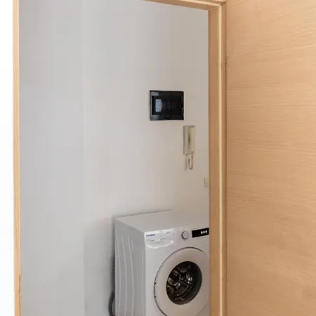 아파트 Beachside One-bedroom Flat *